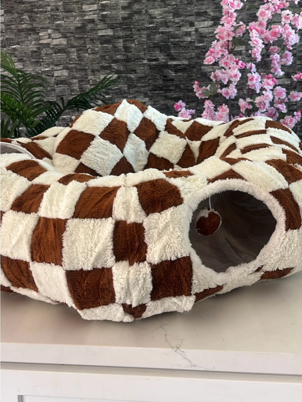 BEDSURE Plush Checkered Cat Tunnel & Bed 🏁🤎🐾🐈